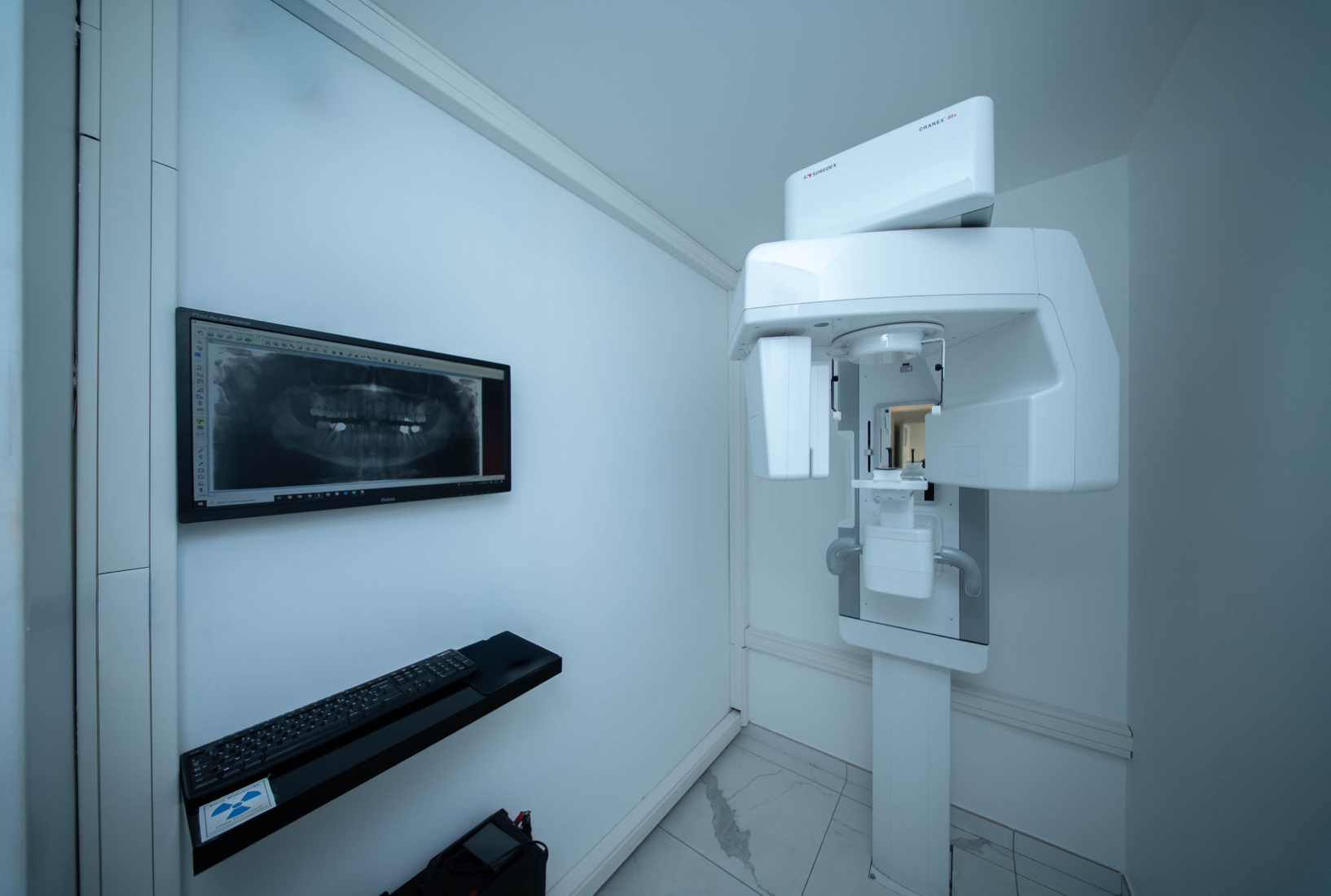 Accueil Dentistes à Cagnes-sur-Mer | Drs Payam & Pegah Gandjizadeh